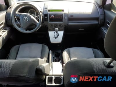 Zdjęcie 8 z 12 samochodu: 2007 MAZDA 5 VIN:JM1CR293X70139185 - miniatura