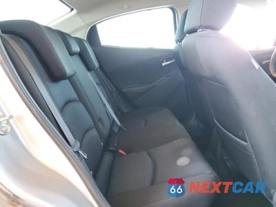Zdjęcie 10 z 12 samochodu: 2017 TOYOTA YARIS IA VIN:3MYDLBYVXHY158773 - miniatura