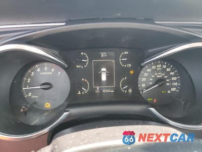 Zdjęcie 9 z 13 samochodu: 2019 TOYOTA SEQUOIA SR5 VIN:5TDBY5G18KS168868 - miniatura