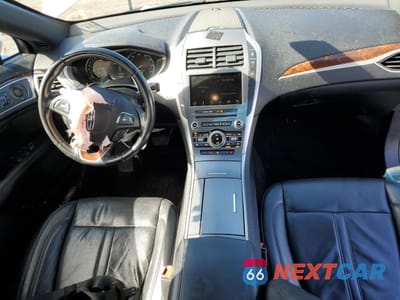 Zdjęcie 8 z 15 samochodu: 2018 LINCOLN MKZ RESERVE VIN:3LN6L5FC0JR607772 - miniatura