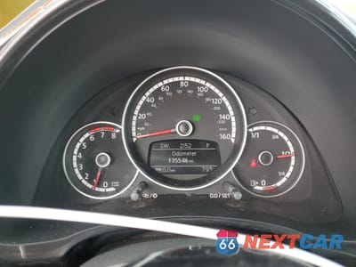 Zdjęcie 9 z 12 samochodu: 2015 VOLKSWAGEN BEETLE 1.8T VIN:3VWF17AT6FM607242 - miniatura