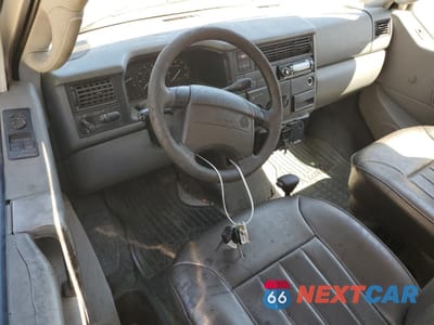 Zdjęcie 8 z 13 samochodu: 1997 VOLKSWAGEN EUROVAN VIN:WV3AH870XVH146915 - miniatura