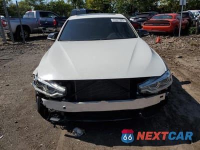 Piąte zdjęcie samochodu w środku: 2016 BMW 328 XI SULEV VIN:WBA8E3G51GNT76983 - miniatura