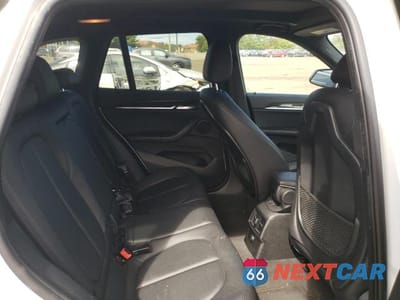 Zdjęcie 10 z 13 samochodu: 2017 BMW X1 XDRIVE28I VIN:WBXHT3C32H5F69907 - miniatura
