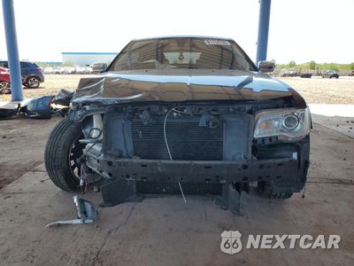 Piąte zdjęcie samochodu w środku: 2018 CHRYSLER 300 TOURING VIN:2C3CCAAG4JH253863 - miniatura