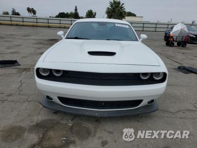 Piąte zdjęcie samochodu w środku: 2021 DODGE CHALLENGER R/T VIN:2C3CDZBT2MH524494 - miniatura