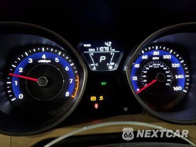 Zdjęcie 9 z 14 samochodu: 2013 HYUNDAI ELANTRA GLS VIN:5NPDH4AE8DH210978 - miniatura