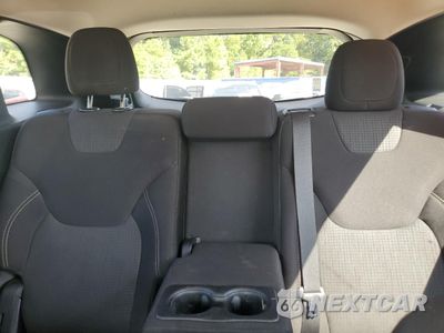 Zdjęcie 10 z 13 samochodu: 2015 JEEP CHEROKEE LATITUDE VIN:1C4PJMCB6FW679035 - miniatura