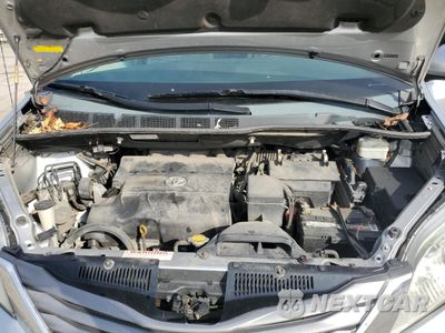 Zdjęcie 12 z 13 samochodu: 2011 TOYOTA SIENNA XLE VIN:5TDYK3DC4BS071771 - miniatura