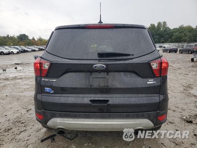 Zdjęcie 6 z 14 samochodu: 2019 FORD ESCAPE SE VIN:1FMCU9GD1KUB17835 - miniatura
