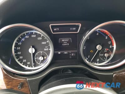Zdjęcie 9 z 12 samochodu: 2013 MERCEDES-BENZ ML 350 BLUETEC VIN:4JGDA2EB1DA157214 - miniatura