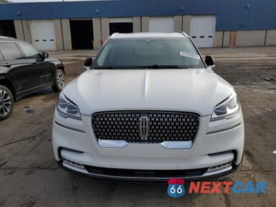 Piąte zdjęcie samochodu w środku: 2023 LINCOLN AVIATOR RESERVE VIN:5LM5J7XC3PGL15123 - miniatura