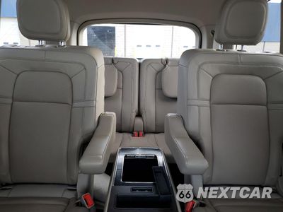 Zdjęcie 10 z 15 samochodu: 2023 LINCOLN AVIATOR RESERVE VIN:5LM5J7XC3PGL15123 - miniatura