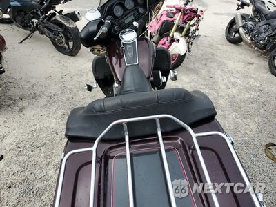 Zdjęcie 6 z 9 samochodu: 2006 HARLEY-DAVIDSON FLHTCUI VIN:1HD1FCW106Y651402 - miniatura