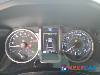 Zdjęcie 9 z 13 samochodu: 2022 TOYOTA TACOMA DOUBLE CAB VIN:3TYCZ5AN4NT068949 - miniatura