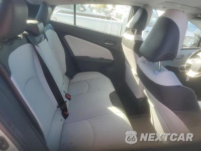 Zdjęcie 10 z 13 samochodu: 2017 TOYOTA PRIUS VIN:JTDKARFU5H3051587 - miniatura