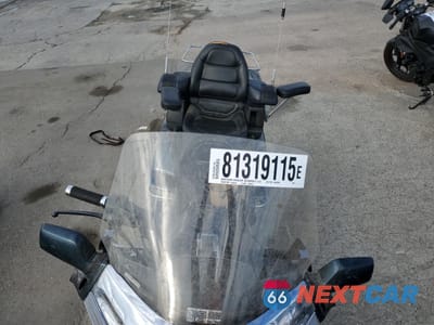 Piąte zdjęcie samochodu w środku: 1989 HONDA GL1500 VIN:1HFSC2214KA101160 - miniatura