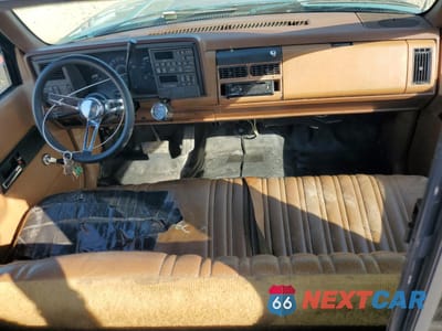 Zdjęcie 8 z 14 samochodu: 1990 CHEVROLET GMT-400 C2500 VIN:1GCFC24H5LE239015 - miniatura