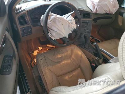 Zdjęcie 8 z 12 samochodu: 2002 VOLVO V70 XC VIN:YV1SZ58D321052975 - miniatura