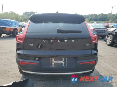Zdjęcie 6 z 14 samochodu: 2021 VOLVO XC40 T5 INSCRIPTION VIN:YV4162UL4M2415123 - miniatura
