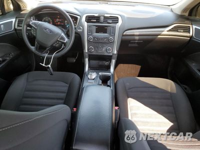 Zdjęcie 8 z 13 samochodu: 2018 FORD FUSION SE VIN:3FA6P0HD6JR171162 - miniatura