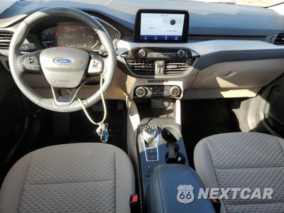 Zdjęcie 8 z 15 samochodu: 2021 FORD ESCAPE SE VIN:1FMCU9G6XMUA01120 - miniatura