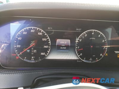 Zdjęcie 9 z 12 samochodu: 2019 MERCEDES-BENZ S 560 4MATIC VIN:WDDUG8GBXKA460269 - miniatura