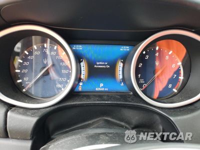 Zdjęcie 9 z 14 samochodu: 2019 MASERATI GHIBLI S VIN:ZAM57YTA7K1314984 - miniatura
