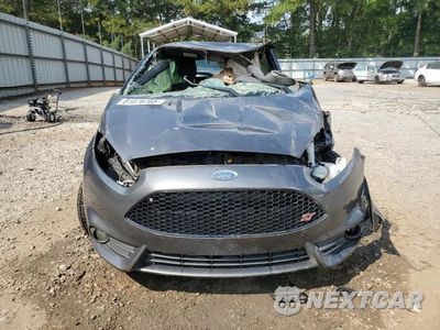 Piąte zdjęcie samochodu w środku: 2017 FORD FIESTA ST VIN:3FADP4GX6HM136963 - miniatura