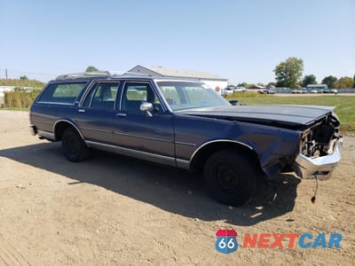 Czwarte zdjęcie samochodu z boku: 1983 CHEVROLET CAPRICE CLASSIC VIN:2G1AN35H0D1277417 - miniatura