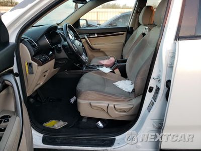 Zdjęcie 7 z 12 samochodu: 2014 KIA SORENTO LX VIN:5XYKTCA60EG523248 - miniatura