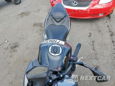 Piąte zdjęcie samochodu w środku: 2024 KAWASAKI ER500 VIN:ML5ERGF15RDA17268 - miniatura