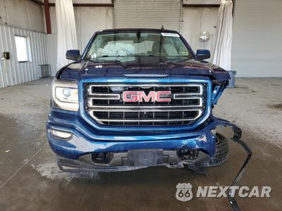 Piąte zdjęcie samochodu w środku: 2017 GMC SIERRA K1500 SLE VIN:3GTU2MEC8HG282143 - miniatura