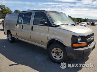 Czwarte zdjęcie samochodu z boku: 2003 CHEVROLET EXPRESS G3500 VIN:1GCHG39U131124640 - miniatura