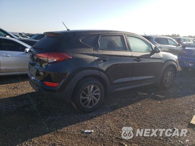 Trzecie zdjęcie samochodu z tyłu: 2018 HYUNDAI TUCSON SE VIN:KM8J2CA4XJU780757 - miniatura