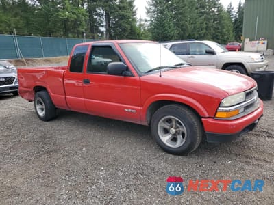 Czwarte zdjęcie samochodu z boku: 2003 CHEVROLET S TRUCK S10 VIN:1GCCS19X438290259 - miniatura