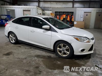 Czwarte zdjęcie samochodu z boku: 2014 FORD FOCUS SE VIN:1FADP3F26EL445782 - miniatura