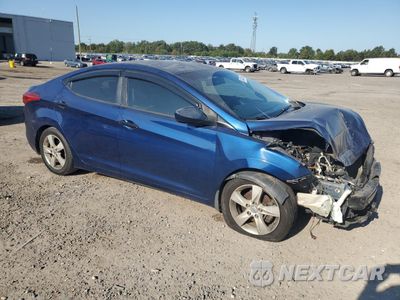 Czwarte zdjęcie samochodu z boku: 2013 HYUNDAI ELANTRA GLS VIN:KMHDH4AE2DU637350 - miniatura