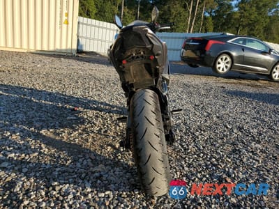 Czwarte zdjęcie samochodu z boku: 2021 KAWASAKI EX650 M VIN:ML5EXEM18MDA37696 - miniatura