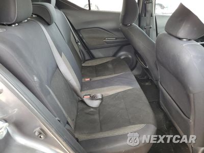 Zdjęcie 10 z 14 samochodu: 2018 NISSAN KICKS S VIN:3N1CP5CU1JL538718 - miniatura