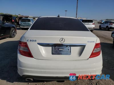 Zdjęcie 6 z 12 samochodu: 2011 MERCEDES-BENZ C 300 4MATIC VIN:WDDGF8BB4BR150661 - miniatura