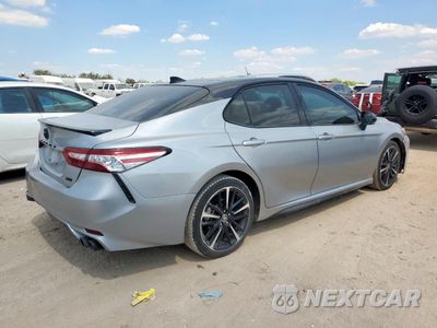 Trzecie zdjęcie samochodu z tyłu: 2020 TOYOTA CAMRY TRD VIN:4T1KZ1AK7LU046910 - miniatura