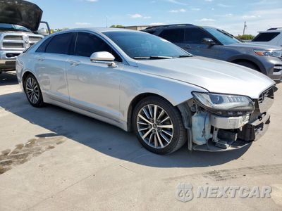 Czwarte zdjęcie samochodu z boku: 2017 LINCOLN MKZ HYBRID SELECT VIN:3LN6L5LU6HR645854 - miniatura