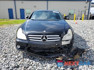 Piąte zdjęcie samochodu w środku: 2008 MERCEDES-BENZ CLS 63 AMG VIN:WDDDJ77X98A122846 - miniatura