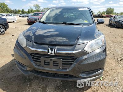 Piąte zdjęcie samochodu w środku: 2017 HONDA HR-V LX VIN:3CZRU6H31HG702486 - miniatura