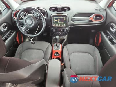 Zdjęcie 8 z 13 samochodu: 2021 JEEP RENEGADE TRAILHAWK VIN:ZACNJDC12MPN34970 - miniatura