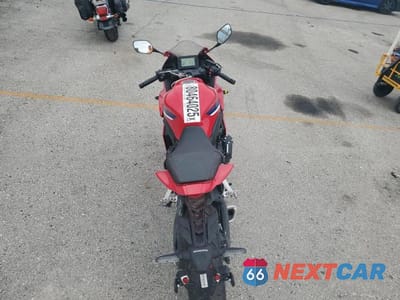 Zdjęcie 6 z 9 samochodu: 2024 HONDA CBR650 R VIN:MLHRH1559R5001459 - miniatura