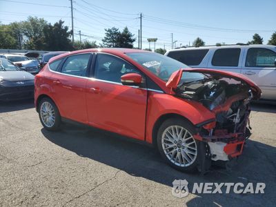 Czwarte zdjęcie samochodu z boku: 2012 FORD FOCUS SEL VIN:1FAHP3M2XCL358467 - miniatura