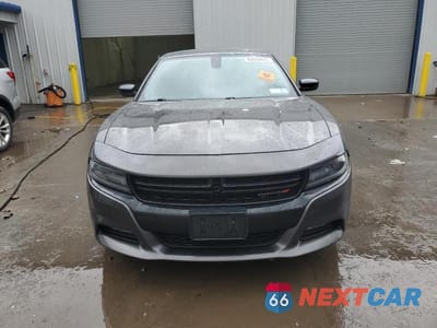 Piąte zdjęcie samochodu w środku: 2016 DODGE CHARGER SE VIN:2C3CDXBG5GH246752 - miniatura