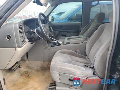 Zdjęcie 7 z 13 samochodu: 2003 CHEVROLET SUBURBAN K1500 VIN:1GNFK16Z13J114417 - miniatura